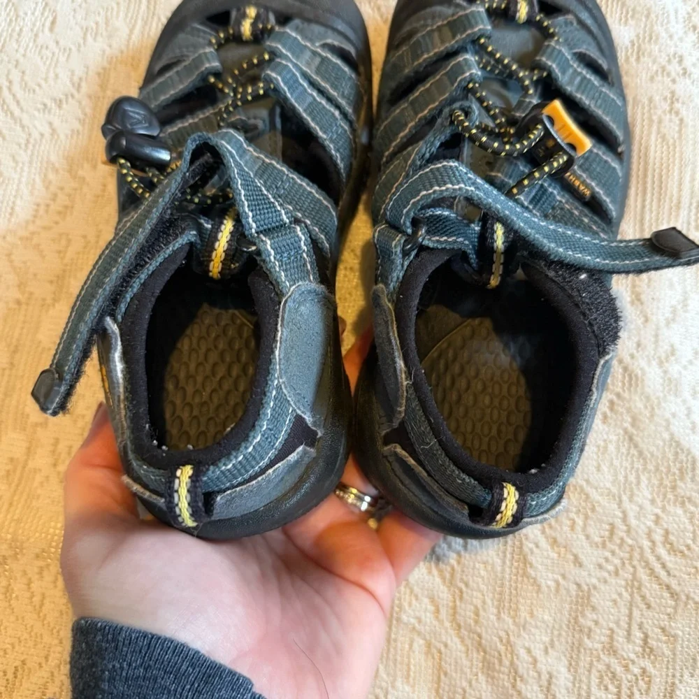 Keen kids Newport H2 waterproof sandals